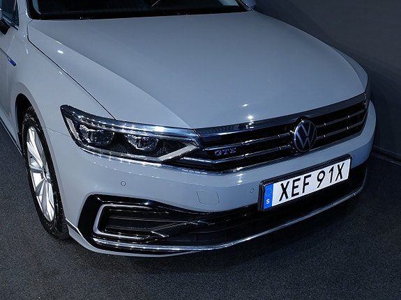 Volkswagen Passat 4 of 10