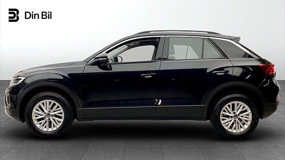 Volkswagen T-Roc 2 of 12