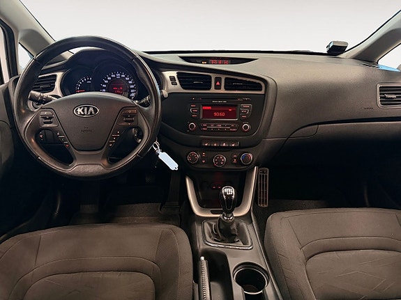 Kia Ceed 10 of 19