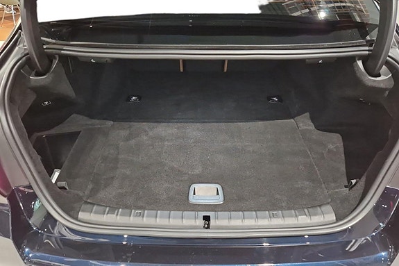 BMW 530e 12 of 22