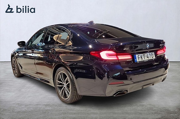 BMW 530e 2 of 22