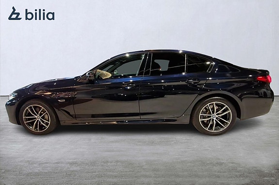 BMW 530e 3 of 22