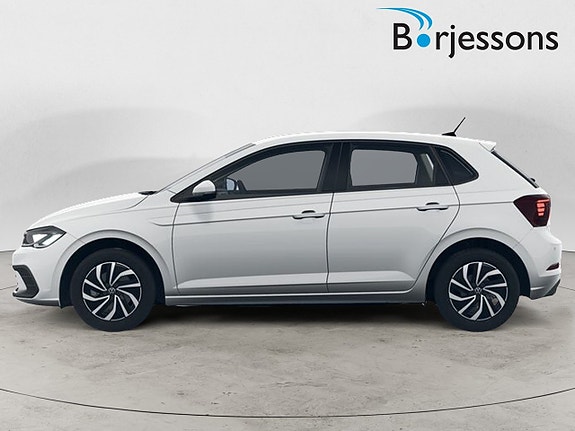 Volkswagen Polo 2 of 4