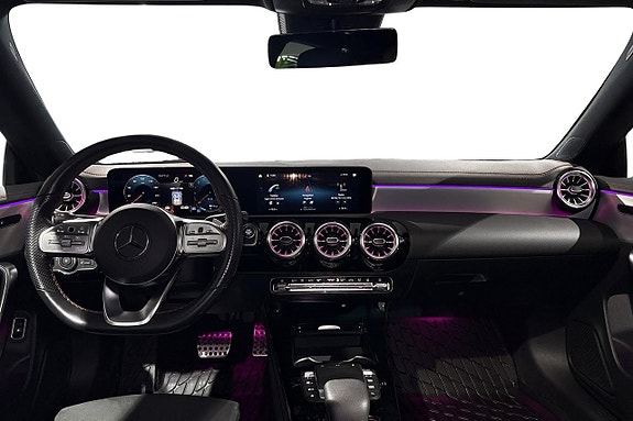 Mercedes-Benz CLA250 e 8 of 11
