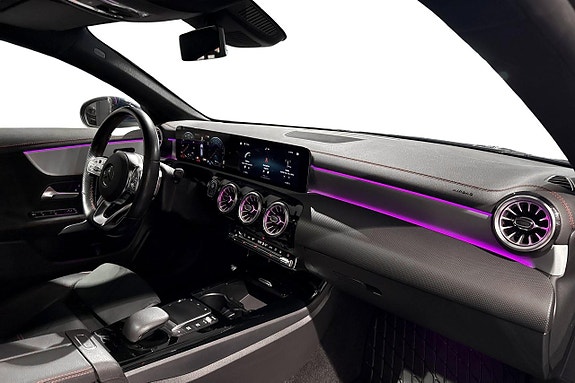 Mercedes-Benz CLA250 e 9 of 11