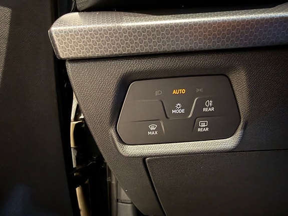 Seat Leon 11 of 19