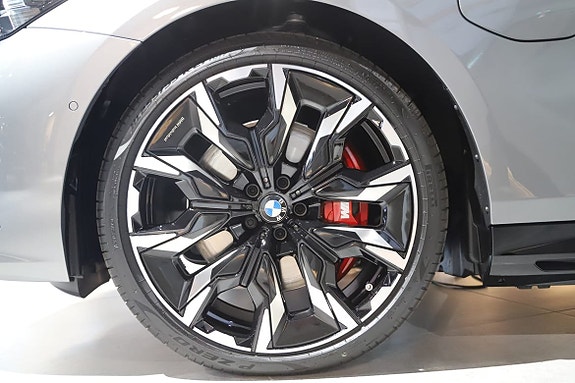 BMW 550e 7 of 19