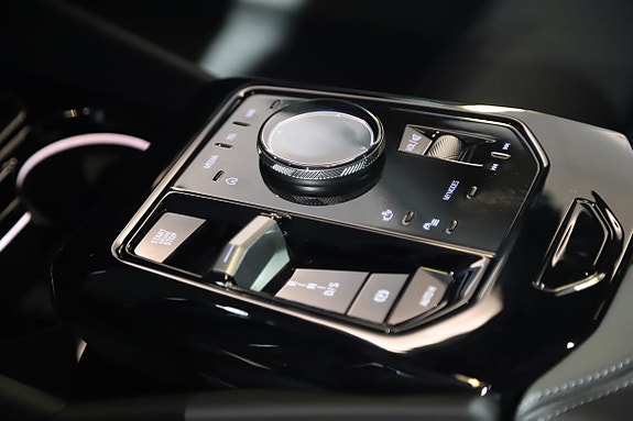 BMW 550e 13 of 19