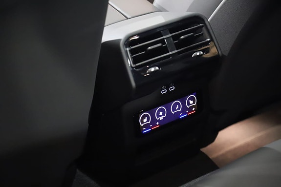 BMW 550e 12 of 19
