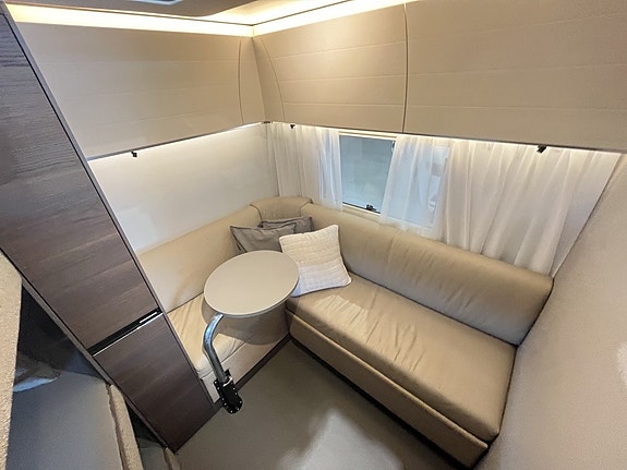 Adria Alpina 763 UK / Alde / Ac / Barnkammare / Ugn / micro / Förtält 20 of 23