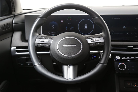 Hyundai Tucson 13 of 26