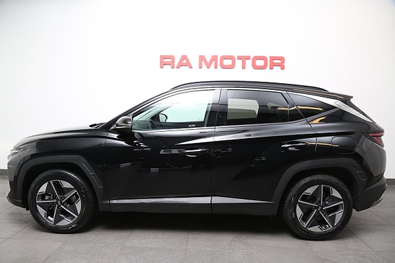 Hyundai Tucson 2 of 26