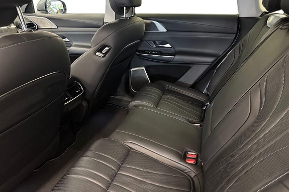 XPeng G9 11 of 21