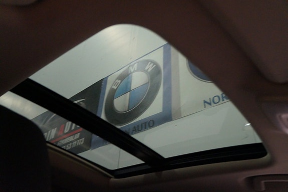 Volvo XC60 17 of 24