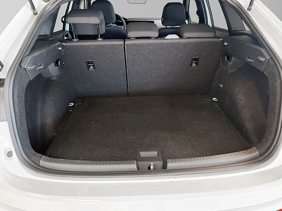 Volkswagen Taigo 12 of 12
