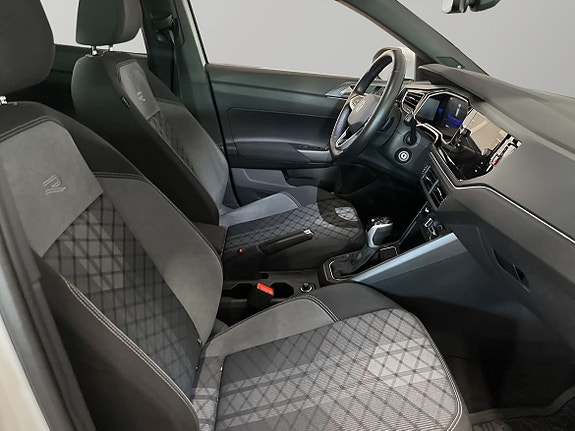 Volkswagen Taigo 8 of 12