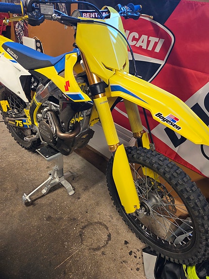 Suzuki Rmz 450 2 of 3