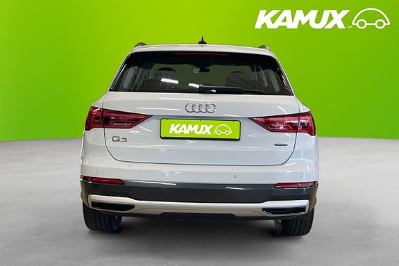 Audi Q3 5 of 26