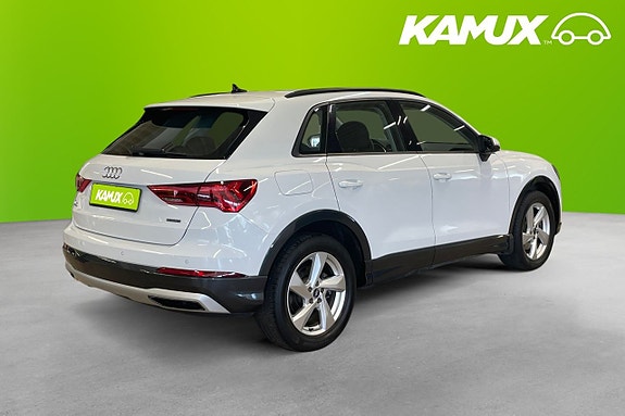 Audi Q3 4 of 26