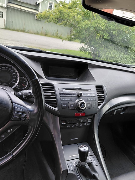 Honda Accord 7 of 7