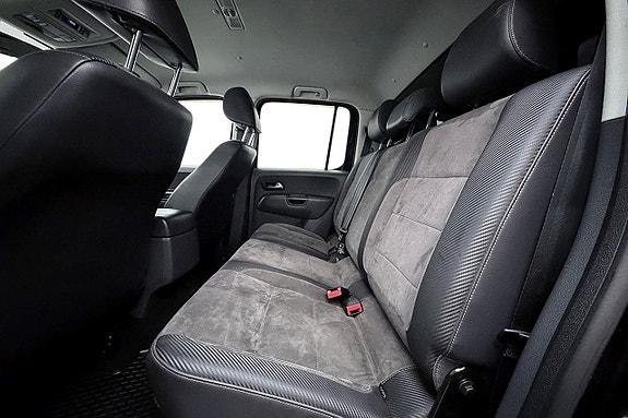 Volkswagen Amarok 16 of 29