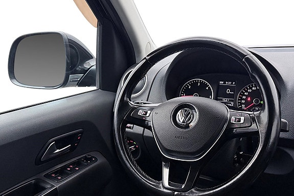 Volkswagen Amarok 18 of 29
