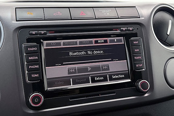 Volkswagen Amarok 24 of 29