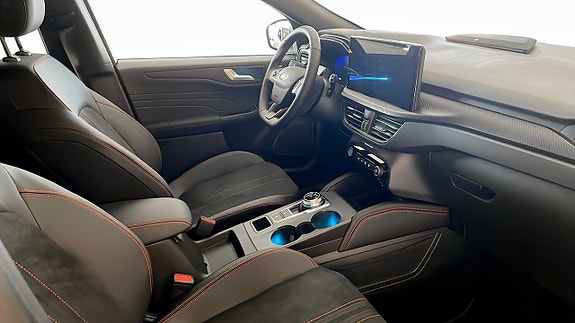 Ford Kuga 3 of 12
