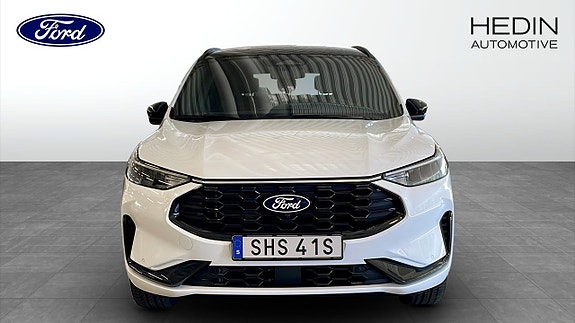 Ford Kuga 8 of 12