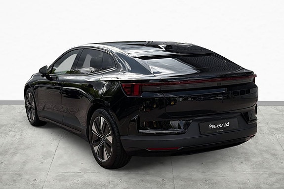Polestar 4 8 of 16