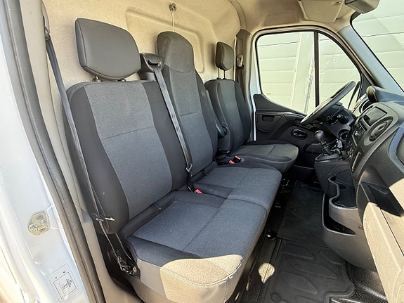 Renault Master 20 of 20