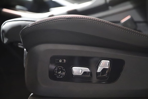 BMW X5 14 of 14