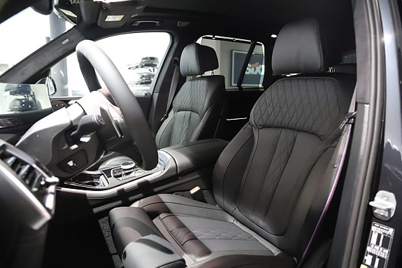 BMW X5 3 of 14