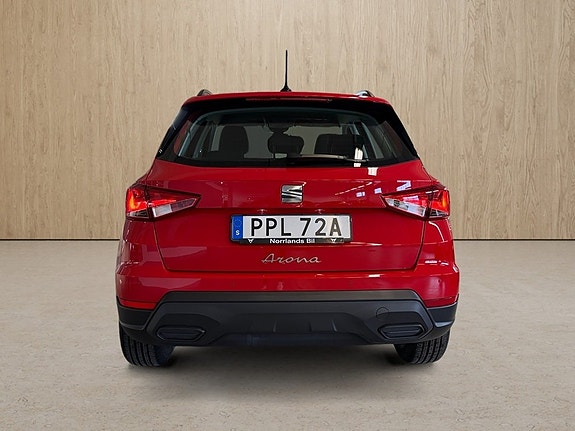 Seat Arona 9 of 14