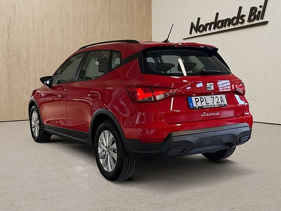 Seat Arona 3 of 14
