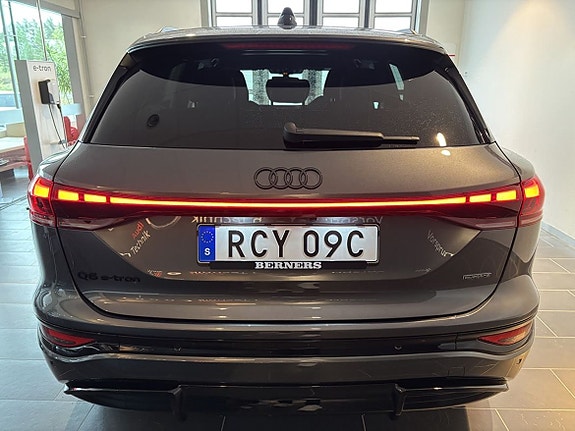 Audi Q6 e-tron 4 of 10