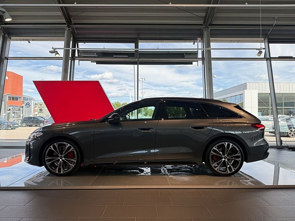 Audi A5 2 of 13