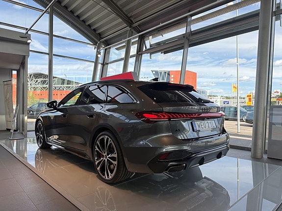 Audi A5 3 of 13