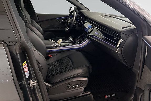 Audi RS Q8 7 of 9