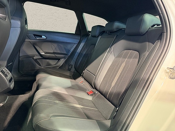Cupra Leon 7 of 12