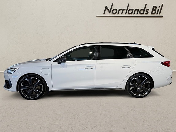 Cupra Leon 2 of 12