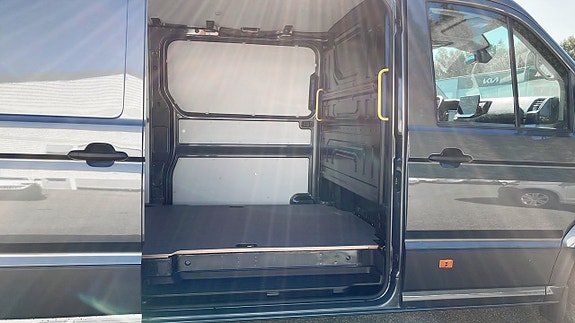 Volkswagen Crafter 11 of 12