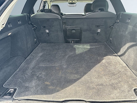 Volvo V90 Cross Country 12 of 19