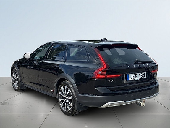 Volvo V90 Cross Country 5 of 19