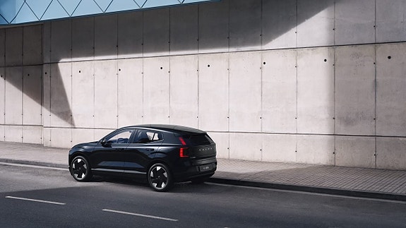 Volvo EX30 13 of 30
