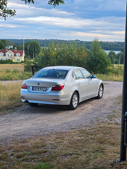 BMW 525i 12 of 13
