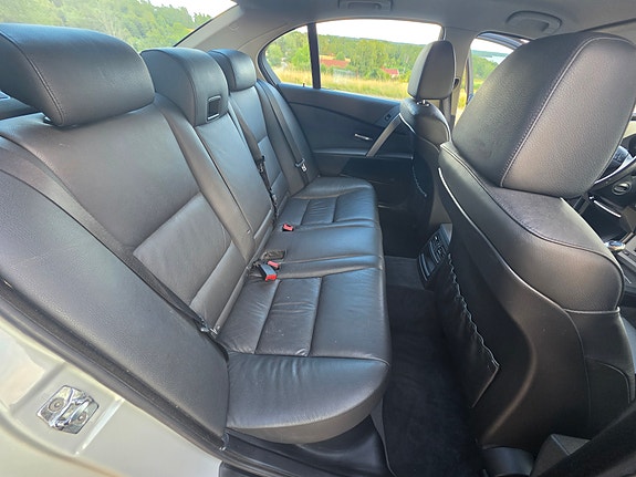 BMW 525i 10 of 13