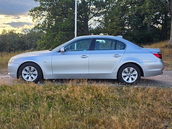 BMW 525i 4 of 13