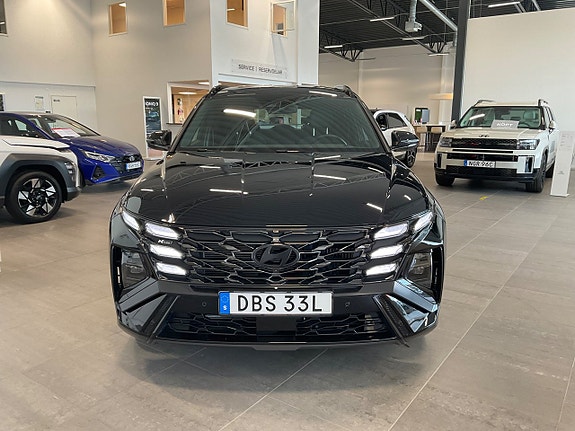 Hyundai Tucson 2 of 27