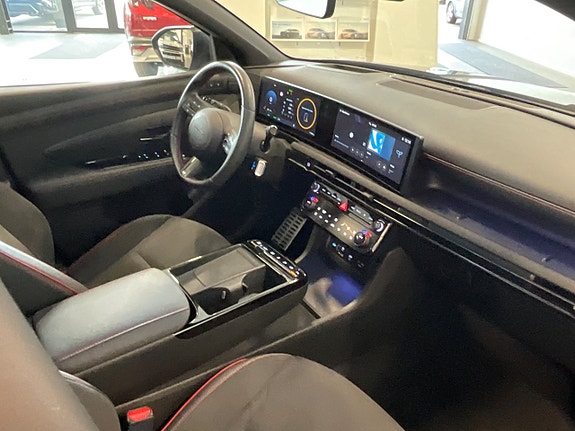 Hyundai Tucson 21 of 27
